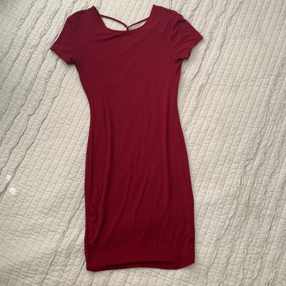 Maroon bodycon dress - Picture 1 of 4